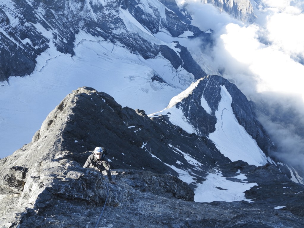 Montée dans l'arête sud