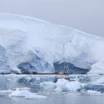 le voilier Kotic en péninsule antarctique