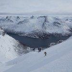 Descente du sommet du Junktinden