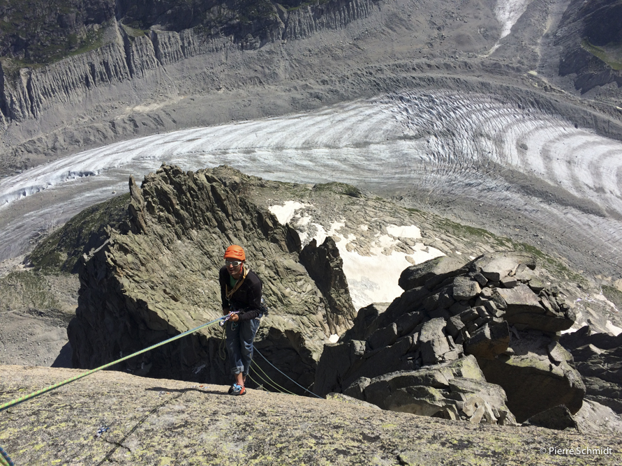 Gaylord attaque les rappel depuis le sommet