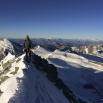 Benoît arrive au sommet