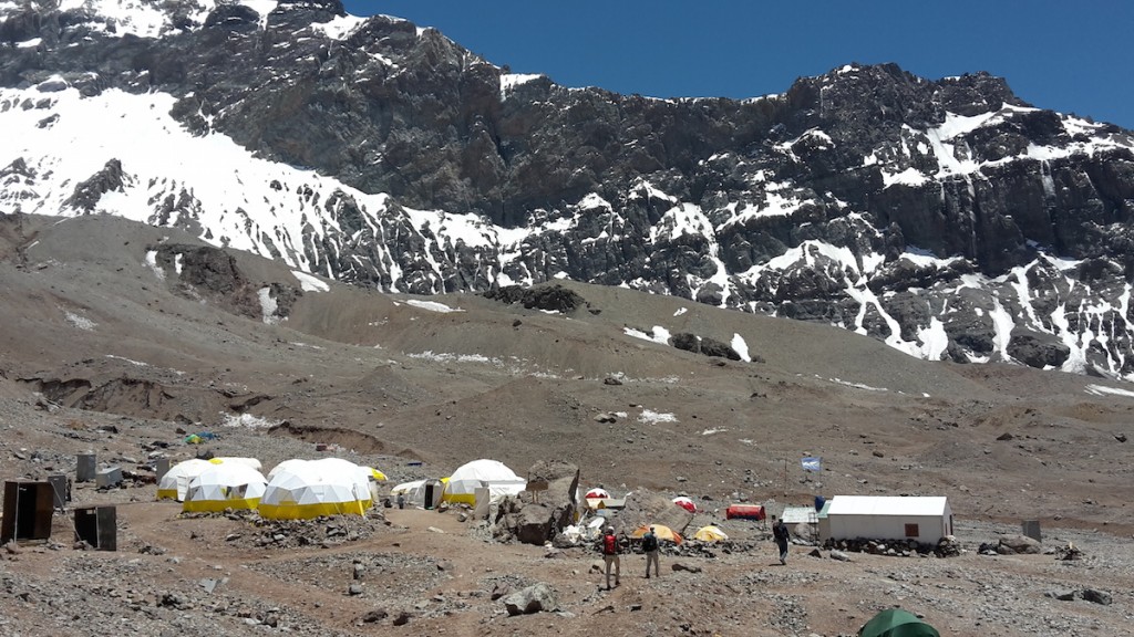 Camp de base Plaza Argentina
