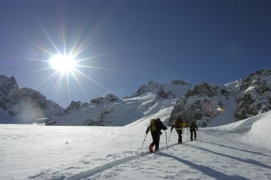 Ski de randonnée dans les vallées sauvages du Caucase Ouest